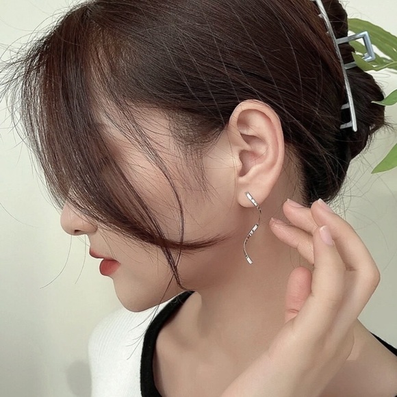 Any 2/$20! Silver Drop Swirl Stud Earrings - Picture 5 of 8